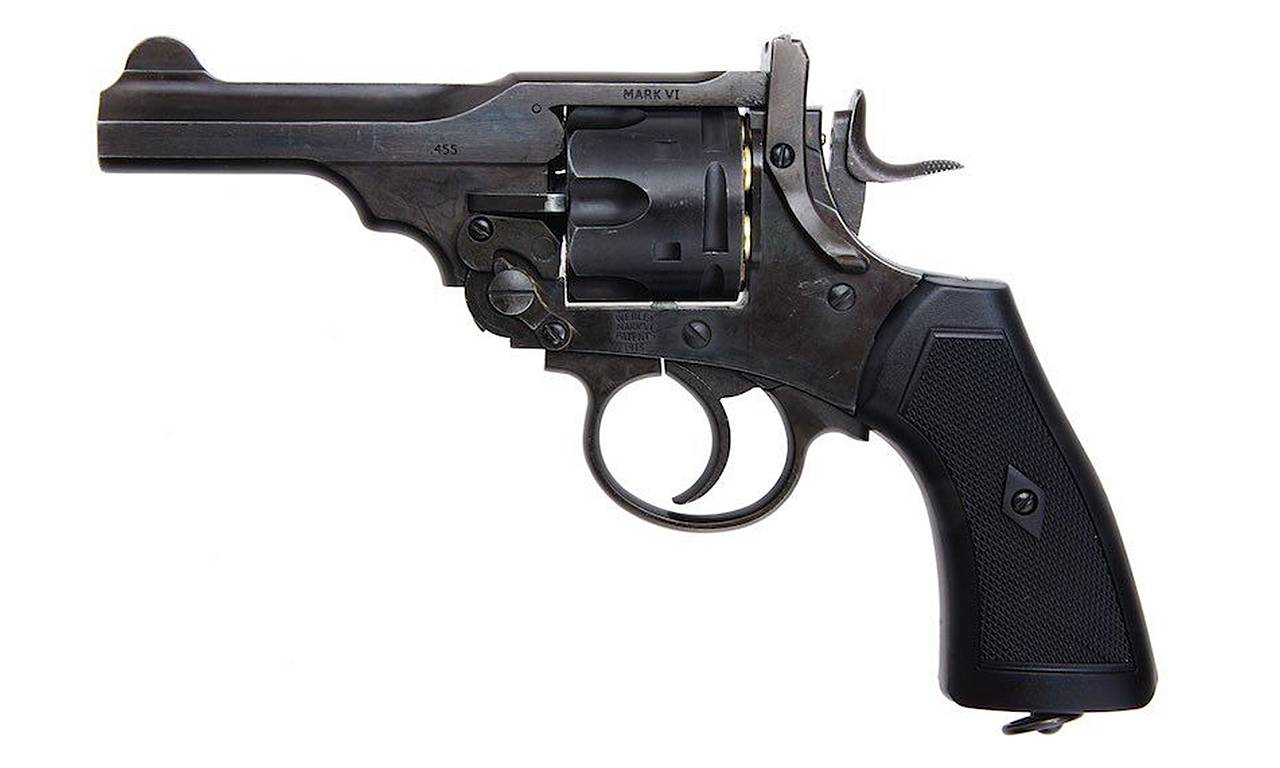 Gun heaven. Webley mk6 .455. Револьвер .455 Веблей MK vi. Спидлоудер Webley mk6. Револьвер по английски.