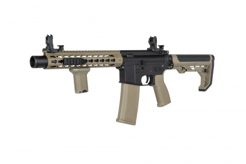 Specna Arms RRA SA-E07 EDGE&trade; Carbine w/Light Ops Stock / Half Tan