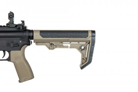 Specna Arms RRA SA-E07 EDGE&trade; Carbine w/Light Ops Stock / Half Tan