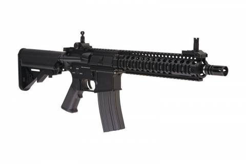 Specna Arms SA-A03 ONE&trade; SAEC&trade; System TITAN&trade; V2 Custom Carbine / Black