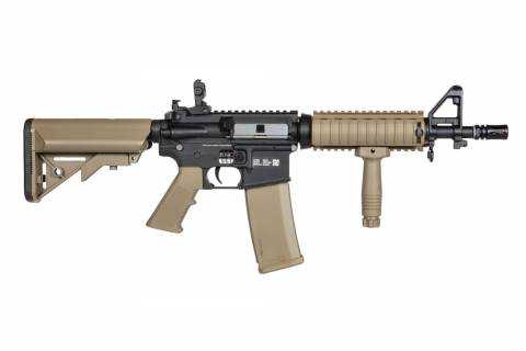 Specna Arms SA-C04 CORE&trade; Carbine / Half-Tan